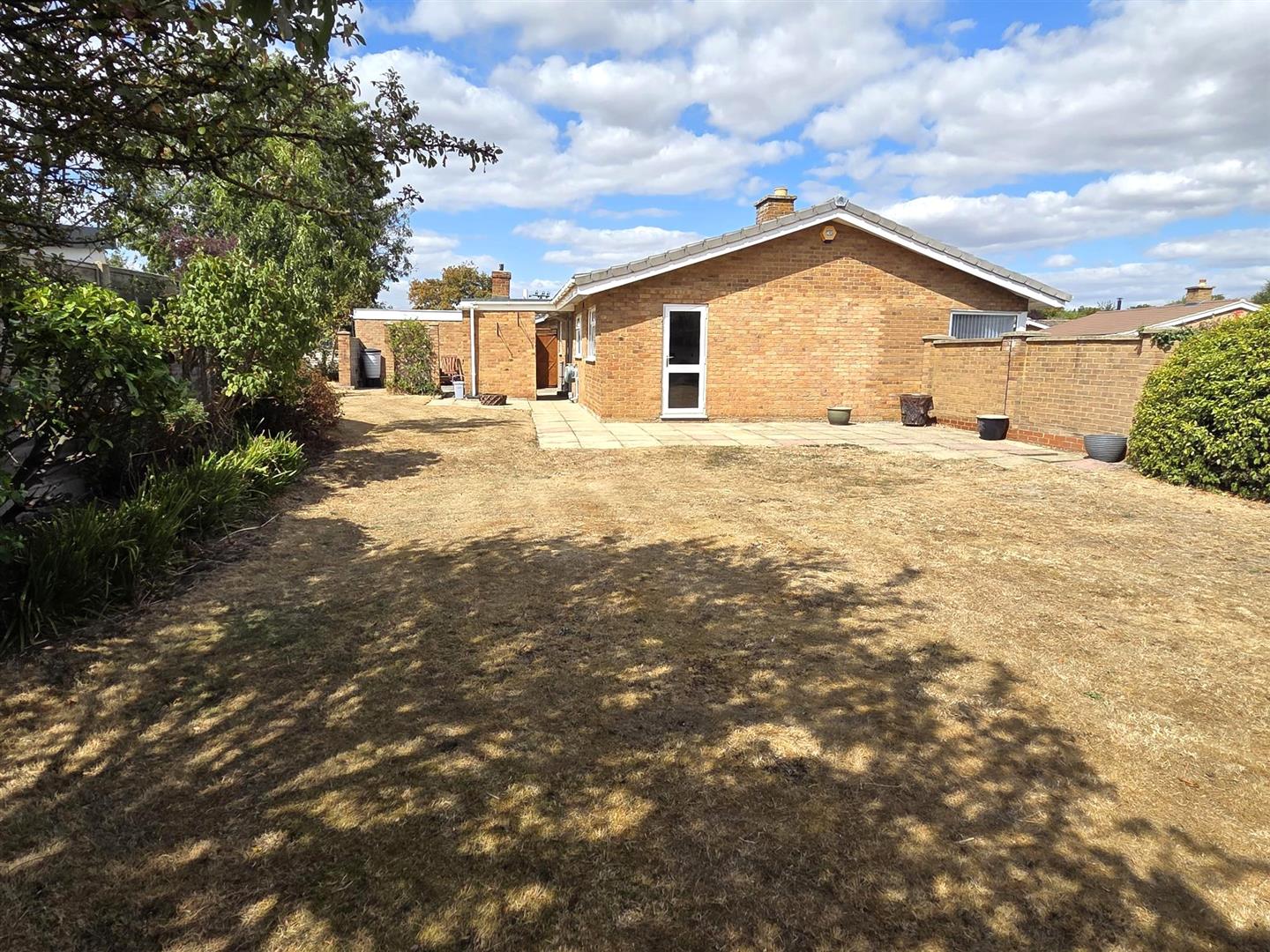 Home Close, Renhold, Bedford